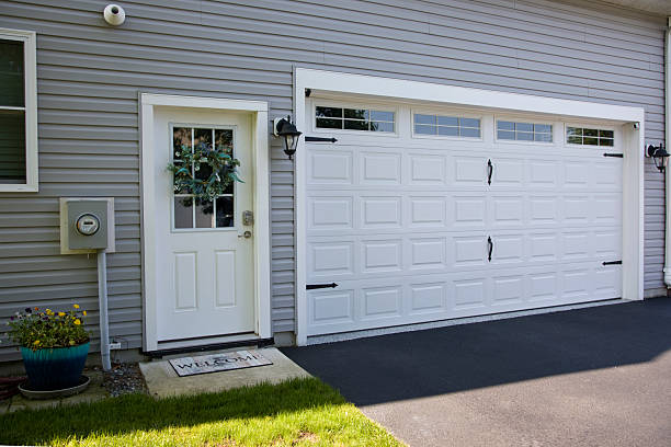 24/7 Emergency Garage Door Roller Replacement experts in San Luis Obispo, CA